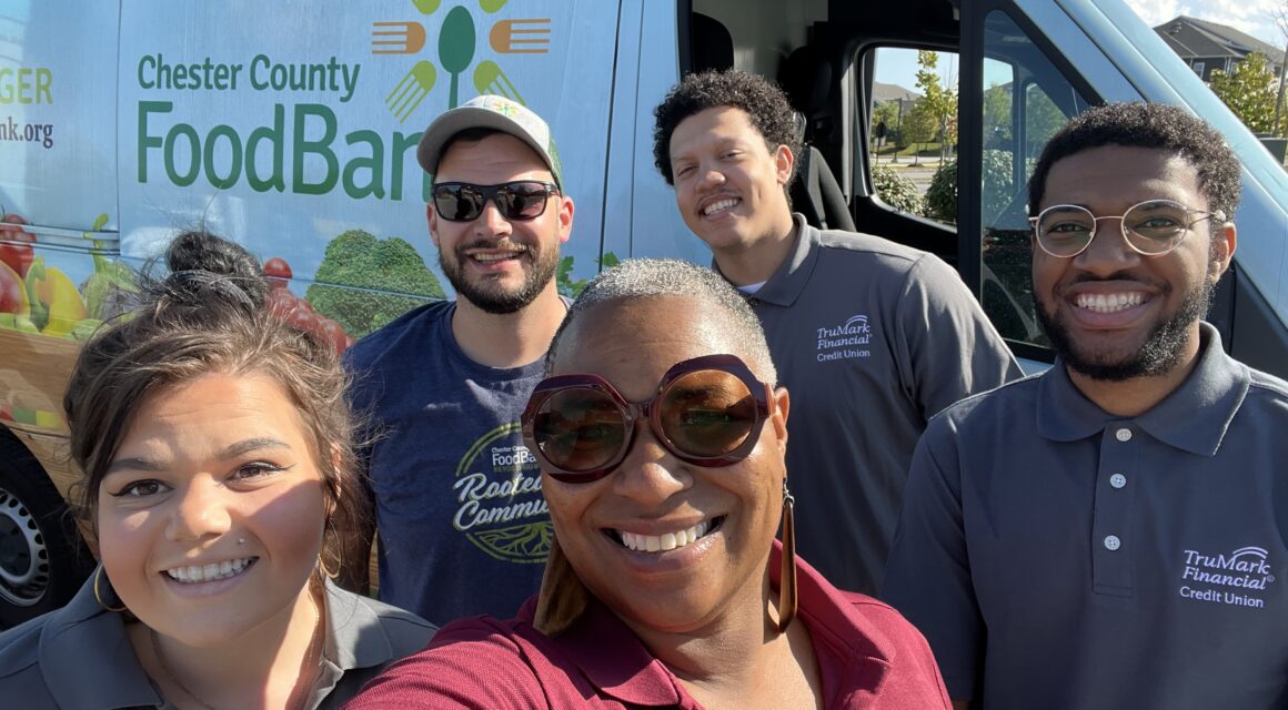 Picture of TruMark employees at food drive